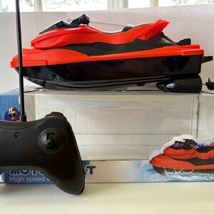 RC Wave runner
Battery operated 
New in box